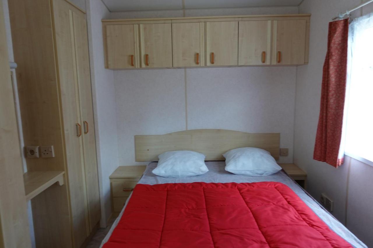 Camping Le Montbartoux Vollore-Ville Ngoại thất bức ảnh