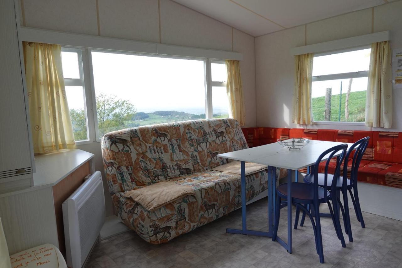 Camping Le Montbartoux Vollore-Ville Ngoại thất bức ảnh