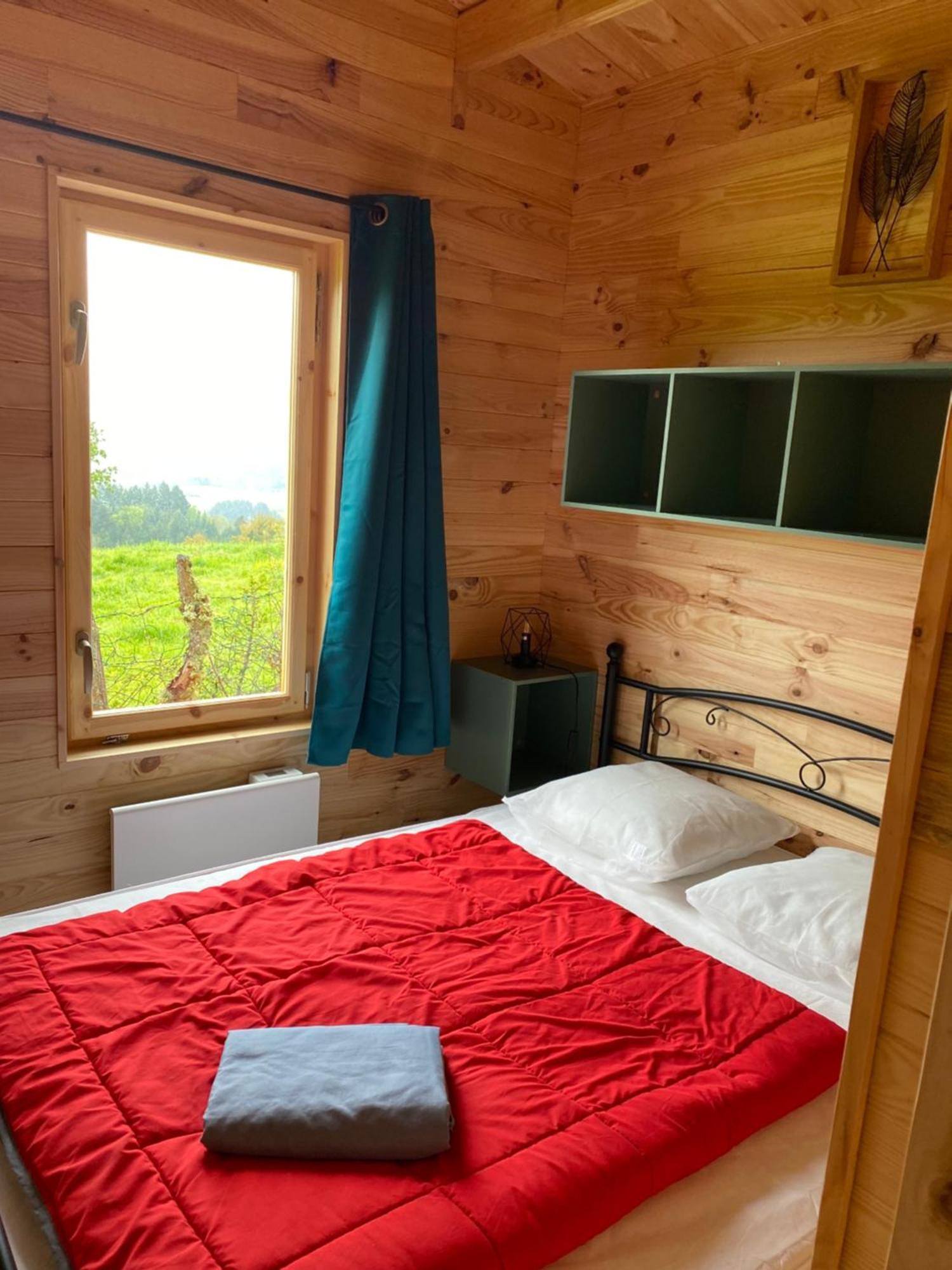 Camping Le Montbartoux Vollore-Ville Ngoại thất bức ảnh